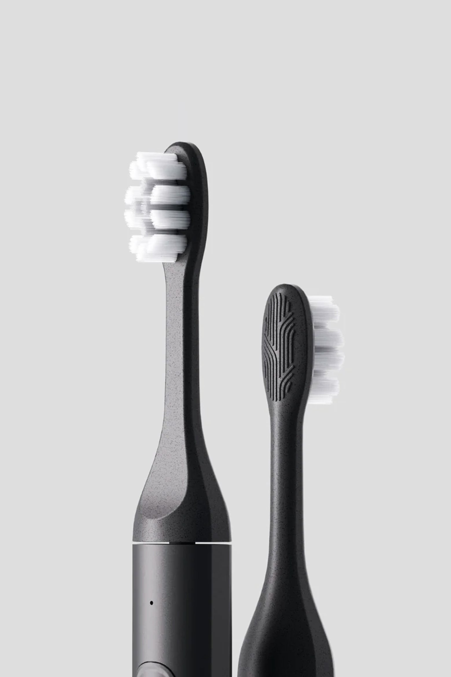 3 Toothbrush-Heads™ Black | Monthly Supply